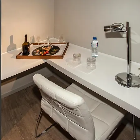 Star Airport ליסבון