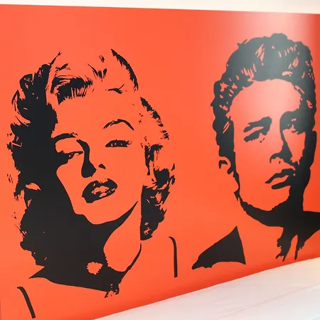 Hotel Star Airport 3*